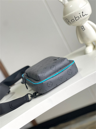 L.V Avenue Slingbag PM Monogram Eclipse Reverse coated canvas Turquoise M11703