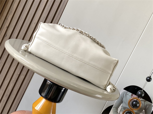 L0ew* medium flamenco purse in mellow nappa lambskin