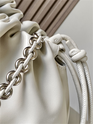 L0ew* medium flamenco purse in mellow nappa lambskin