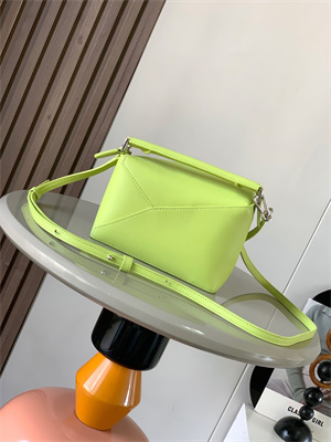 L0ew* mini puzzle bag in classic calfskin