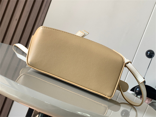 L0ew* mini puzzle bag in classic calfskin