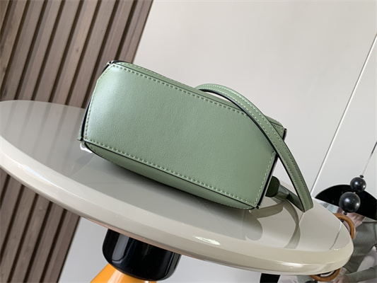 L0ew* mini puzzle bag in classic calfskin