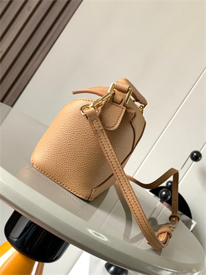 L0ew* mini puzzle bag in soft grained calfskin