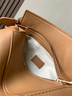 L0ew* mini puzzle bag in soft grained calfskin