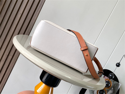 L0ew* small puzzle bag in classic calfskin