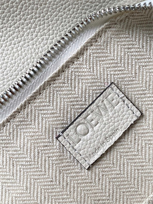 L0ew* small puzzle bag in classic calfskin