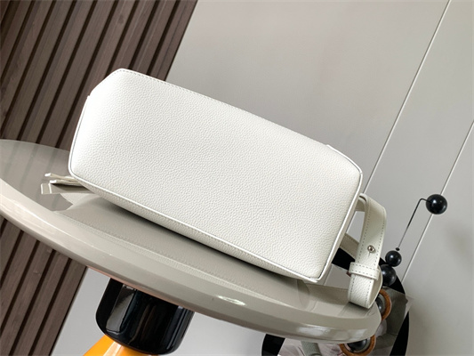 L0ew* small puzzle bag in classic calfskin