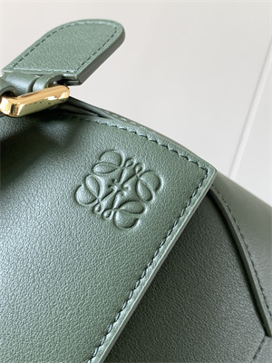 L0ew* small puzzle bag in classic calfskin