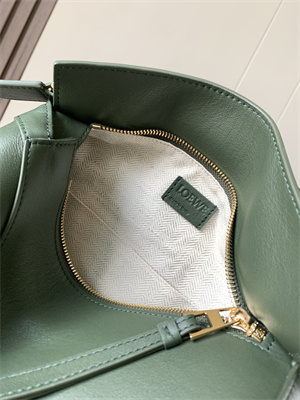 L0ew* small puzzle bag in classic calfskin