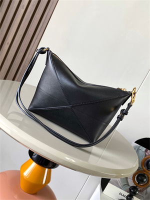 L0ew* puzzle fold pouch in shinny nappa calfskin