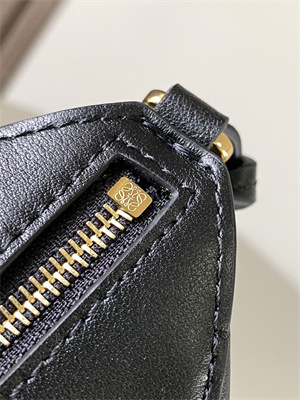 L0ew* puzzle fold pouch in shinny nappa calfskin