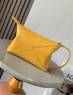L0ew* puzzle fold wash bag in shiny calfskin