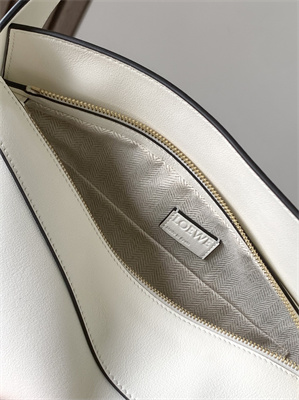 L0ew* puzzle hobo bag in classic calfskin