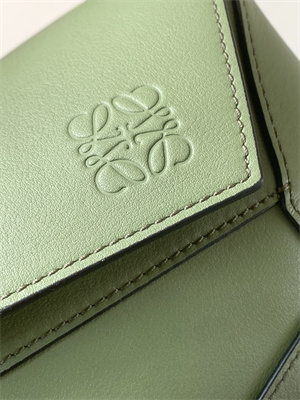 L0ew* puzzle hobo bag in classic calfskin