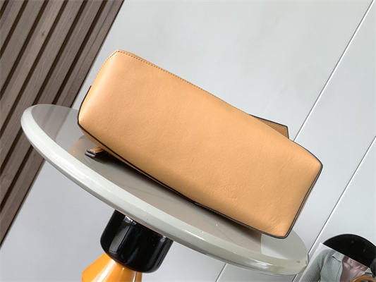 L0ew* puzzle hobo bag in classic calfskin