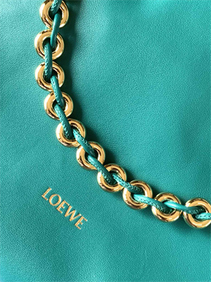 L0ew* medium flamenco purse in mellow nappa lambskin