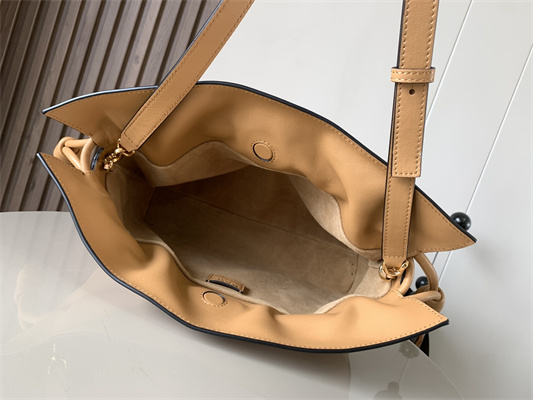 L0ew* medium flamenco clutch in nappa calfskin