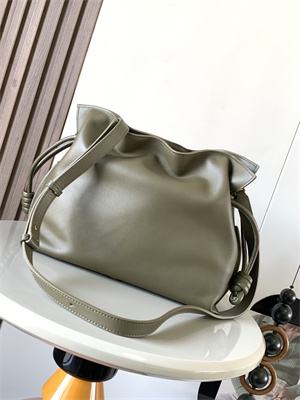 L0ew* medium flamenco clutch in nappa calfskin