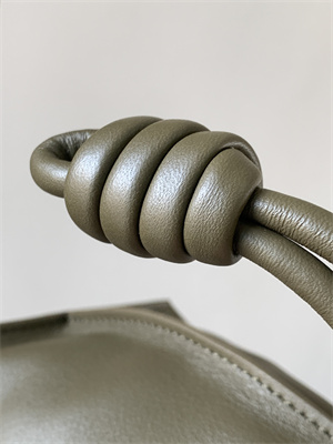 L0ew* medium flamenco clutch in nappa calfskin