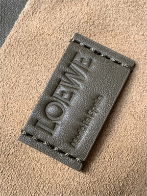 L0ew* medium flamenco clutch in nappa calfskin