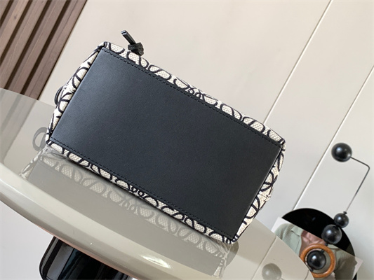 L0ew* cubi bag in anagram jacquard and calfskin