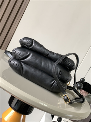 L0ew* puffer goya bag in shiny nappa lambskin