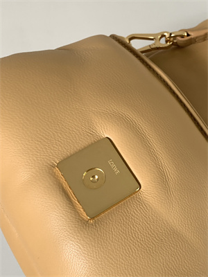 L0ew* puffer goya bag in shiny nappa lambskin
