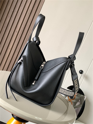 L0ew* compact hammock bag in classic calfskin with jacquard strap