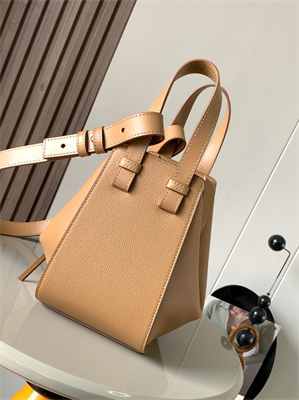 L0ew* compact hammock bag in soft grained calfskin