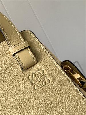 L0ew* compact hammock bag in soft grained calfskin