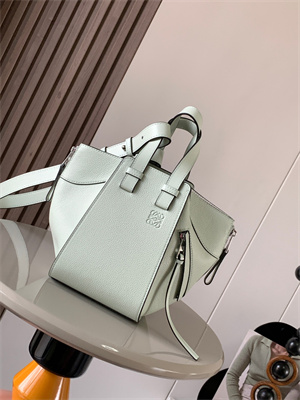 L0ew* compact hammock bag in soft grained calfskin