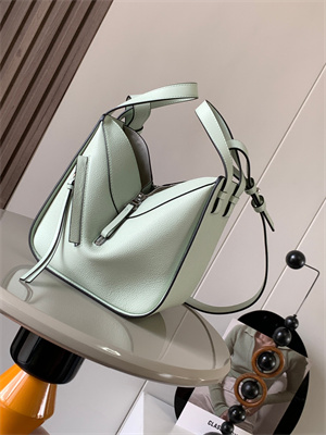 L0ew* compact hammock bag in soft grained calfskin