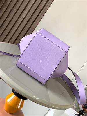 L0ew* compact hammock bag in soft grained calfskin