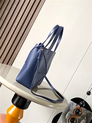 L0ew* mini puzzle fold tote in shinny calfskin anbyss blue
