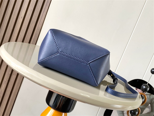 L0ew* mini puzzle fold tote in shinny calfskin anbyss blue