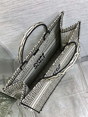 cd miss D*or large book tote allover emb green