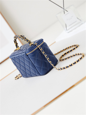 Cha.nel Clutch With Chain Shiny Lambskin & Gold-Tone Metal Blue AP4168