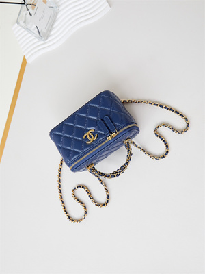 Cha.nel Clutch With Chain Shiny Lambskin & Gold-Tone Metal Blue AP4168