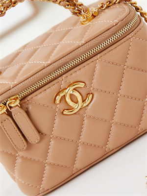 Cha.nel Clutch With Chain Shiny Lambskin & Gold-Tone Metal Dk Beige AP4168