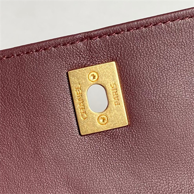 Cha.nel Small Tote Lambskin Burgundy AS5036