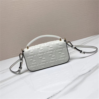 Fen.di BAGUETTE Phone Pouch Nappa Leather White