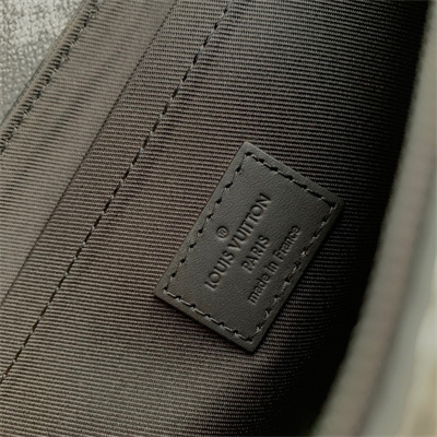 L.V Steamer PM Bag Monogram Eclipse coated canvas M46953