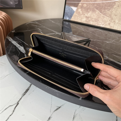 LV Clémence Wallet Monogram Reverse Canvas M82336