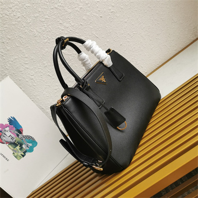 Pra*a large galleria leather bag black color 1ba274