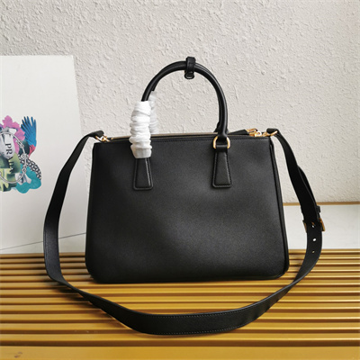Pra*a large galleria leather bag black color 1ba274