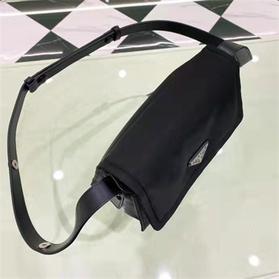 Pra*a small padded re-nylon shoulder bag 1bd313