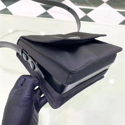 Pra*a small padded re-nylon shoulder bag 1bd313