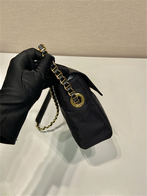 Pra*a re-nylon and saffiano leather vintage shoulder bag black 1bd648