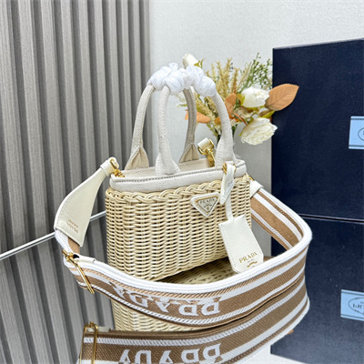 Pra*a mini wicker and linen blend tote bag tan/white 1bg469