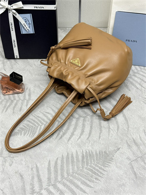 Pra*a nappa leather shoulder bag caramel color 1bg541